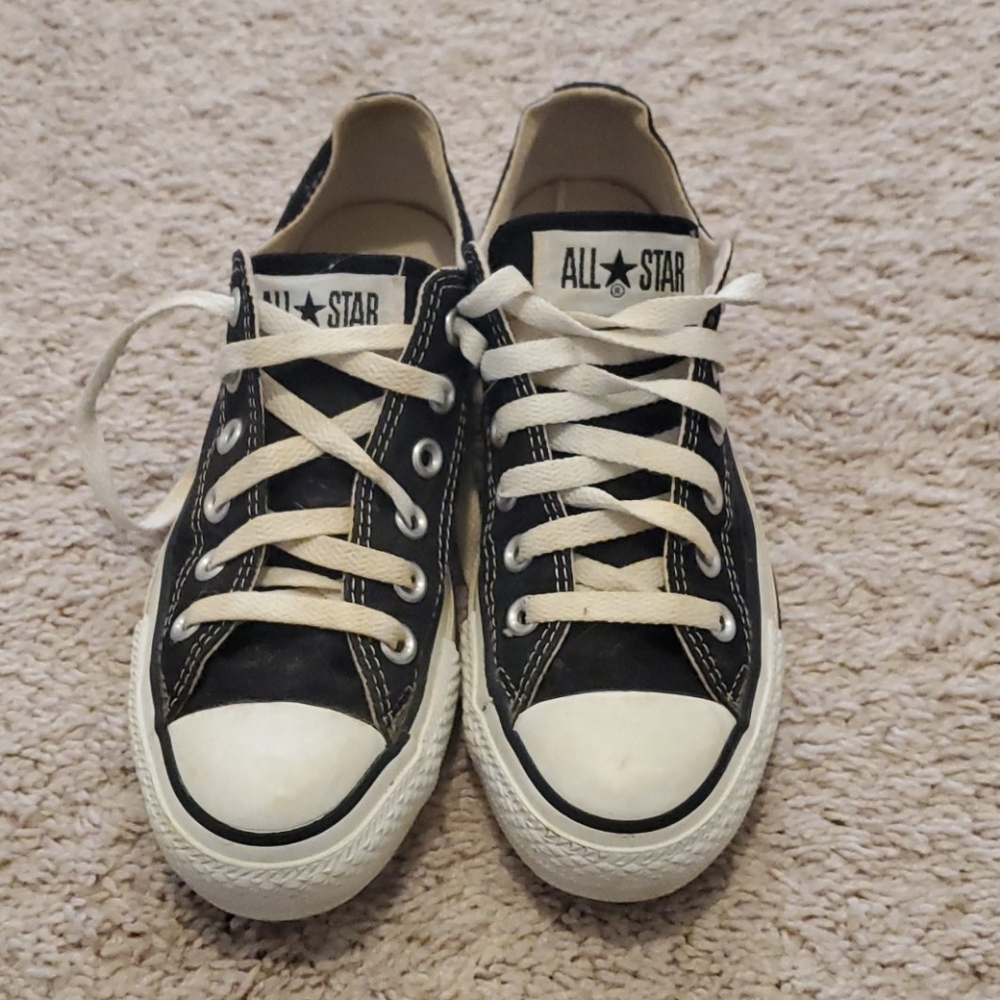 Converse shoes - black